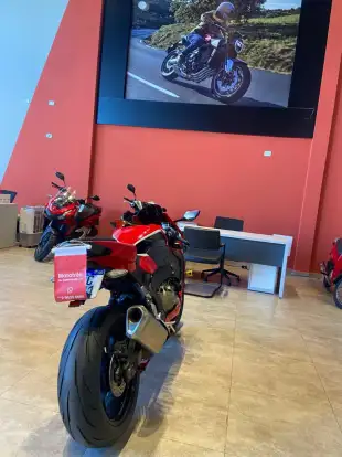 HONDA-CBR 1000RR FIREBLADE HONDA-CBR 1000RR FIREBLADE-2018