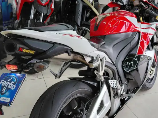 HONDA-CBR 600RR HONDA-CBR 600RR-2013