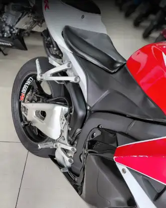 HONDA-CBR 600RR-2013