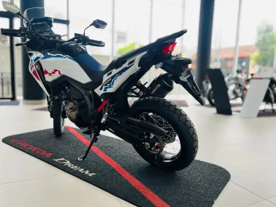 HONDA-CRF 1100L AFRICA TWIN ES DCT-2026