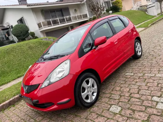 HONDA FIT 1.4 LX 16V FLEX 4P MANUAL HONDA FIT 1.4 LX 16V FLEX 4P MANUAL