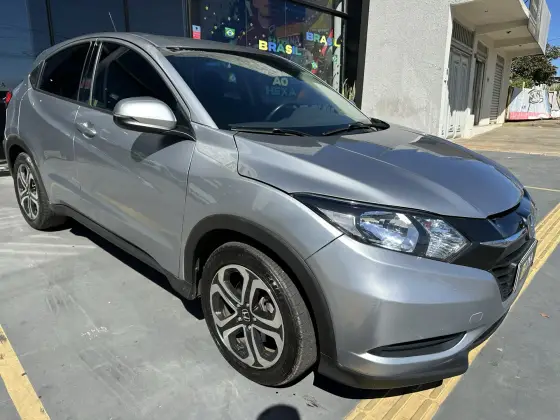 HONDA HR-V 1.8 16V FLEX LX 4P AUTOMÁTICO HONDA HR-V 1.8 16V FLEX LX 4P AUTOMÁTICO