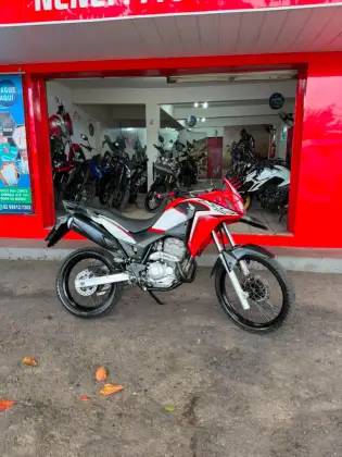 HONDA XRE 300 ABS HONDA XRE 300 ABS