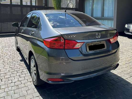 HONDA-CITY-1.5 DX 16V FLEX 4P MANUAL HONDA-CITY-2015