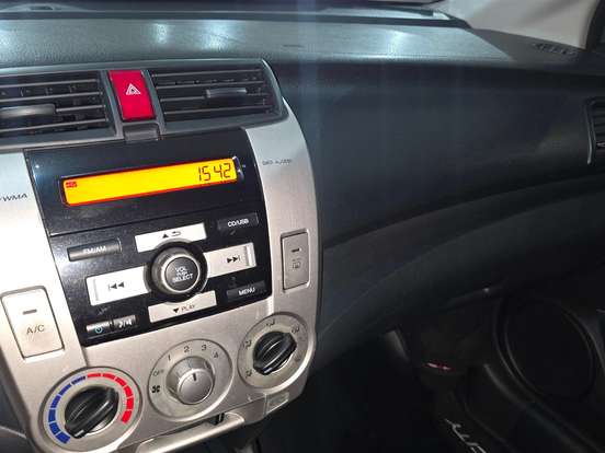HONDA-CITY-1.5 LX 16V FLEX 4P MANUAL HONDA-CITY-2011