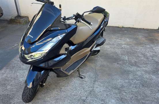 HONDA-PCX 160 DLX-2025