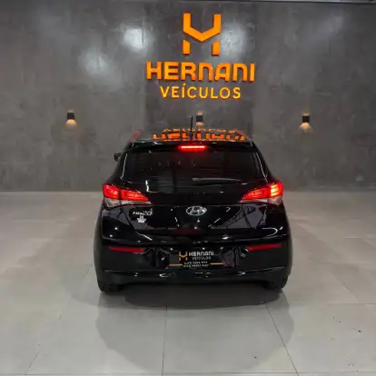 HYUNDAI-HB20-2015
