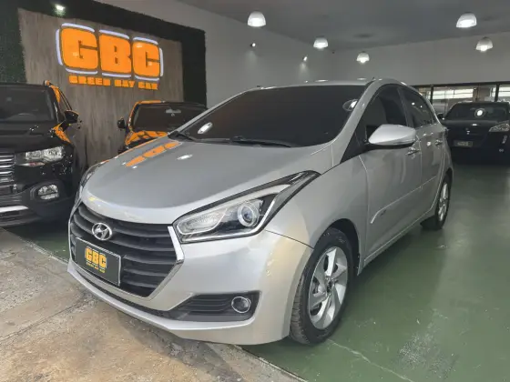 HYUNDAI HB20 1.6 PREMIUM 16V FLEX 4P AUTOMÁTICO HYUNDAI HB20 1.6 PREMIUM 16V FLEX 4P AUTOMÁTICO
