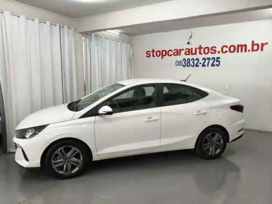 HYUNDAI-HB20S-2024