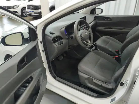 HYUNDAI-HB20S-2024