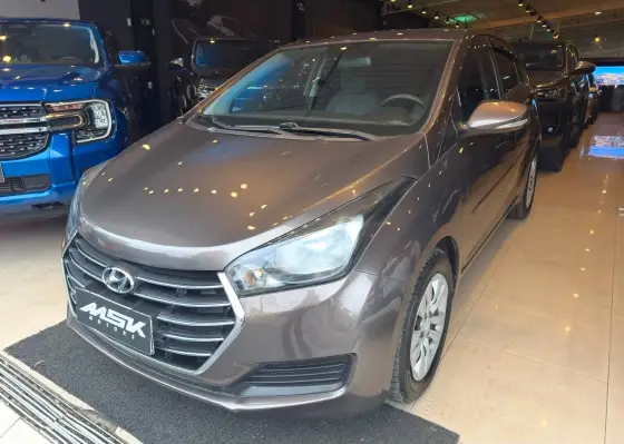 HYUNDAI HB20S 1.6 COMFORT PLUS 16V FLEX 4P MANUAL HYUNDAI HB20S 1.6 COMFORT PLUS 16V FLEX 4P MANUAL