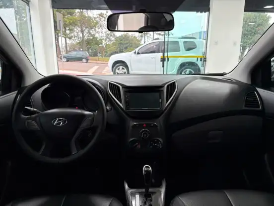 HYUNDAI-HB20S-1.6 PREMIUM 16V FLEX 4P AUTOMÁTICO HYUNDAI-HB20S-2013