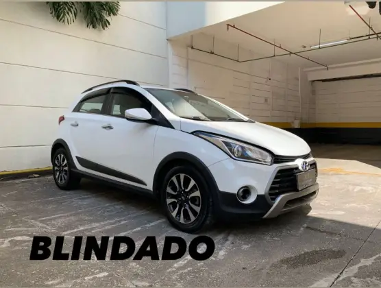 HYUNDAI HB20X 1.6 16V PREMIUM FLEX 4P AUTOMÁTICO HYUNDAI HB20X 1.6 16V PREMIUM FLEX 4P AUTOMÁTICO