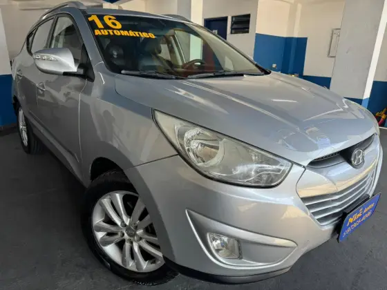 HYUNDAI IX35 2.0 MPFI GLS 16V FLEX 4P AUTOMÁTICO HYUNDAI IX35 2.0 MPFI GLS 16V FLEX 4P AUTOMÁTICO