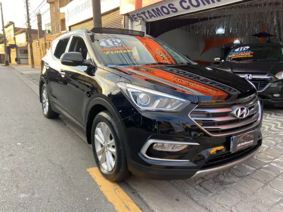HYUNDAI SANTA FÉ 3.3 MPFI 4X4 7 LUGARES V6 270CV GASOLINA 4P AUTOMÁTICO HYUNDAI SANTA FÉ 3.3 MPFI 4X4 7 LUGARES V6 270CV GASOLINA 4P AUTOMÁTICO