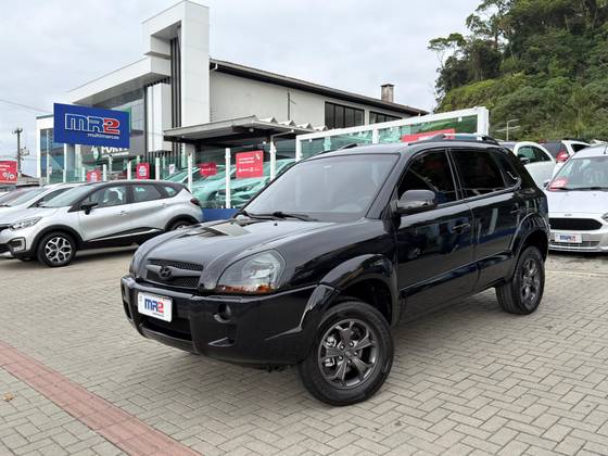 HYUNDAI TUCSON 2.0 MPFI GLS 16V 143CV 2WD GASOLINA 4P AUTOMÁTICO
