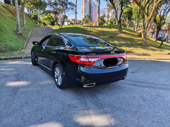 HYUNDAI-AZERA-3.0 MPFI GLS V6 24V GASOLINA 4P AUTOMÁTICO HYUNDAI-AZERA-2011