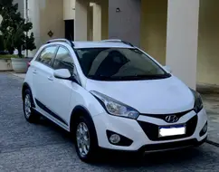 HYUNDAI HB20X 1.6 16V PREMIUM FLEX 4P AUTOMÁTICO HYUNDAI HB20X 1.6 16V PREMIUM FLEX 4P AUTOMÁTICO
