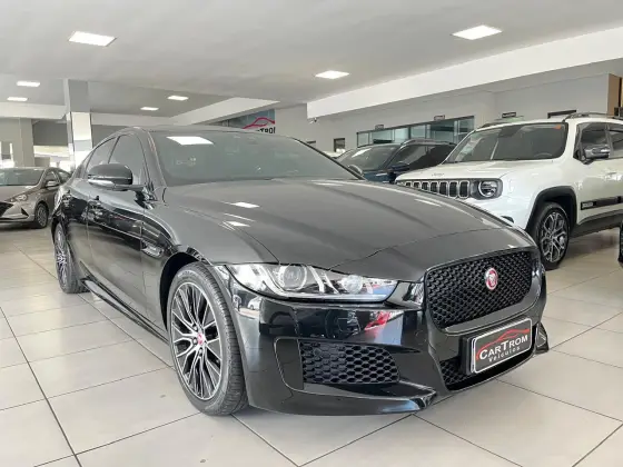 JAGUAR XE 2.0 16V INGENIUM P250 GASOLINA R-SPORT 4P AUTOMÁTICO JAGUAR XE 2.0 16V INGENIUM P250 GASOLINA R-SPORT 4P AUTOMÁTICO