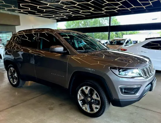 JEEP COMPASS 2.0 16V DIESEL LONGITUDE 4X4 AUTOMÁTICO JEEP COMPASS 2.0 16V DIESEL LONGITUDE 4X4 AUTOMÁTICO