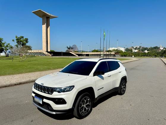 JEEP COMPASS 1.3 T270 TURBO FLEX LONGITUDE AT6