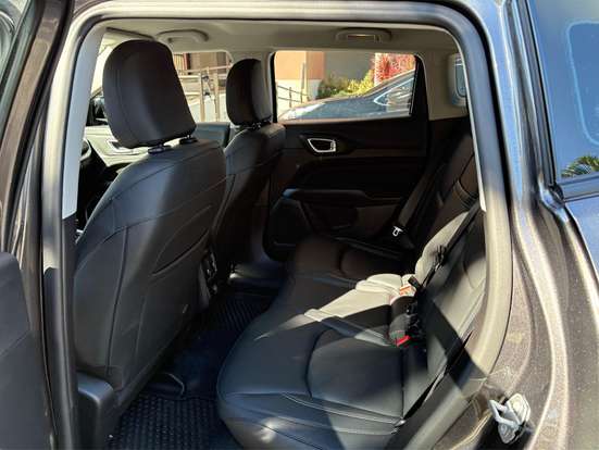 JEEP-COMPASS-2025