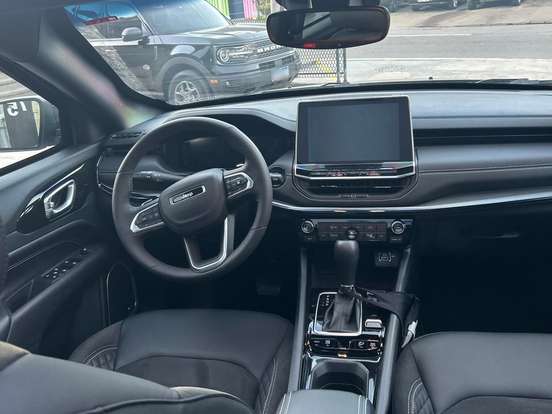JEEP-COMPASS-2.0 HURRICANE 4 TURBO GASOLINA BLACKHAWK AT9 JEEP-COMPASS-2025