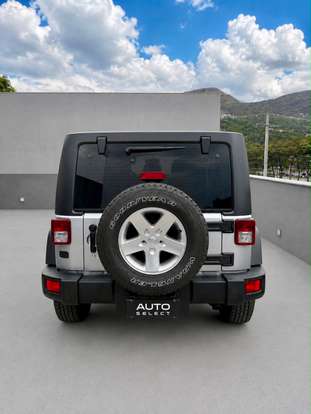 JEEP-WRANGLER-2013