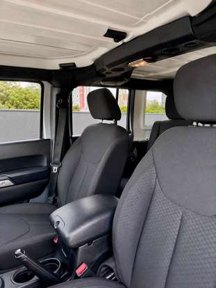 JEEP-WRANGLER-2013