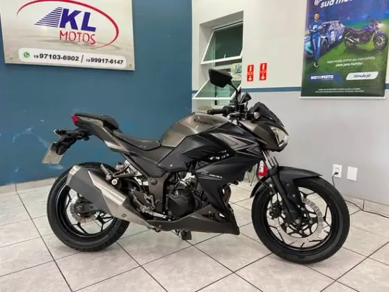 KAWASAKI Z300 