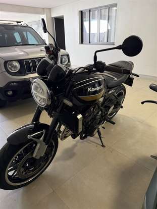 KAWASAKI-Z900RS-2021
