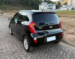 KIA PICANTO 1.0 EX 12V FLEX 4P AUTOMÁTICO KIA PICANTO 1.0 EX 12V FLEX 4P AUTOMÁTICO