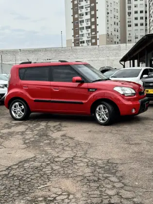 KIA SOUL 1.6 EX 16V GASOLINA 4P AUTOMÁTICO KIA SOUL 1.6 EX 16V GASOLINA 4P AUTOMÁTICO