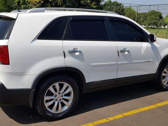 KIA-SORENTO-2.4 16V GASOLINA EX AUTOMÁTICO KIA-SORENTO-2012