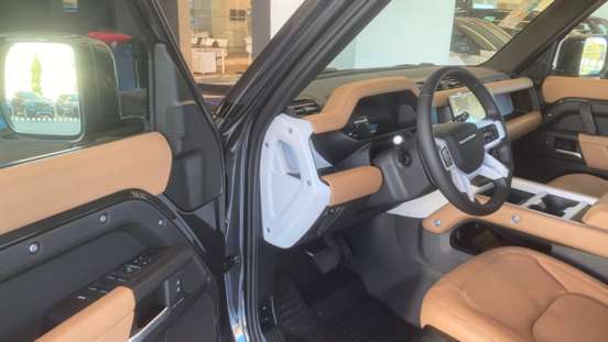 LAND ROVER-DEFENDER-2026