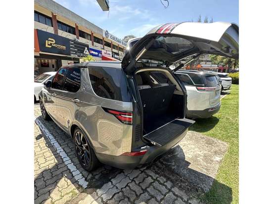 LAND ROVER-DISCOVERY-3.0 V6 TD6 DIESEL HSE 4WD AUTOMÁTICO LAND ROVER-DISCOVERY-2019