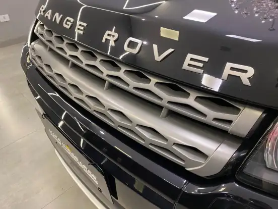 LAND ROVER-RANGE ROVER EVOQUE-2.0 PURE 4WD 16V GASOLINA 4P AUTOMÁTICO LAND ROVER-RANGE ROVER EVOQUE-2011