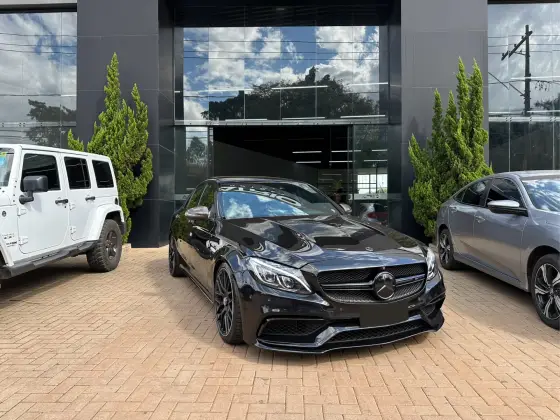 MERCEDES-BENZ C 63 AMG 4.0 V8 TURBO GASOLINA S SPEEDSHIFT MERCEDES-BENZ C 63 AMG 4.0 V8 TURBO GASOLINA S SPEEDSHIFT