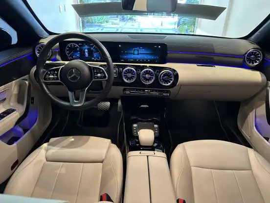 MERCEDES-BENZ-CLA 250-2.0 CGI GASOLINA 7G-DCT MERCEDES-BENZ-CLA 250-2022