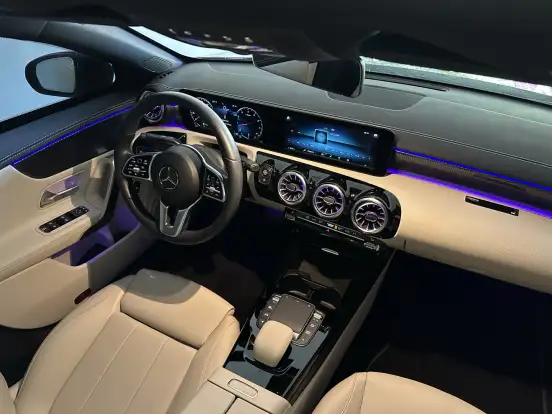 MERCEDES-BENZ-CLA 250-2.0 CGI GASOLINA 7G-DCT MERCEDES-BENZ-CLA 250-2022