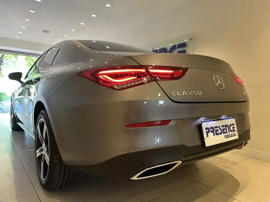 MERCEDES-BENZ-CLA 250-2.0 CGI GASOLINA 7G-DCT MERCEDES-BENZ-CLA 250-2022
