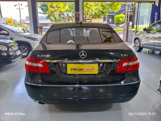 MERCEDES-BENZ-E 250-1.8 CGI AVANTGARDE 16V GASOLINA 4P AUTOMÁTICO MERCEDES-BENZ-E 250-2011