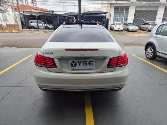 MERCEDES-BENZ-E 250-2014