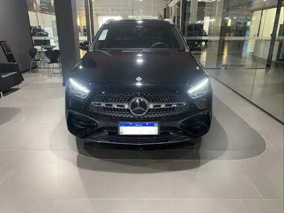 MERCEDES-BENZ GLA 200 1.3 MHEV AMG LINE 7G-DCT MERCEDES-BENZ GLA 200 1.3 MHEV AMG LINE 7G-DCT