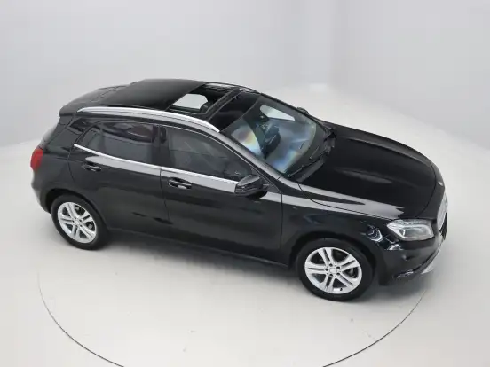 MERCEDES-BENZ-GLA 200-1.6 CGI ENDURO 16V TURBO FLEX 4P AUTOMÁTICO MERCEDES-BENZ-GLA 200-2015