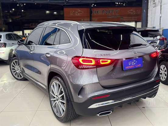 MERCEDES-BENZ-GLA 200-1.3 GCI GASOLINA AMG LINE 7G-DCT MERCEDES-BENZ-GLA 200-2021
