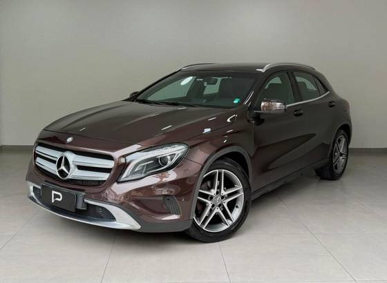 MERCEDES-BENZ GLA 200 1.6 CGI ADVANCE 16V TURBO FLEX 4P AUTOMÁTICO
