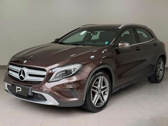 MERCEDES-BENZ-GLA 200-1.6 CGI ADVANCE 16V TURBO FLEX 4P AUTOMÁTICO MERCEDES-BENZ-GLA 200-2014