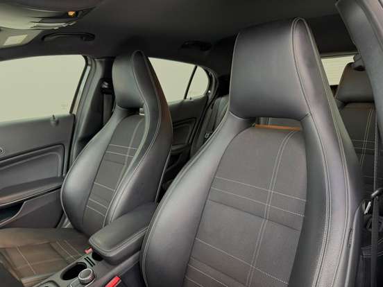 MERCEDES-BENZ-GLA 200-2014