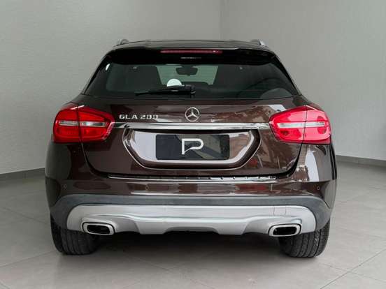 MERCEDES-BENZ-GLA 200-1.6 CGI ADVANCE 16V TURBO FLEX 4P AUTOMÁTICO MERCEDES-BENZ-GLA 200-2014